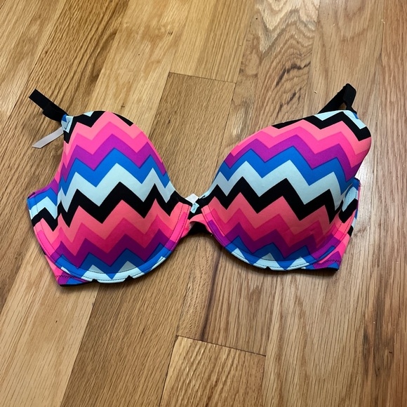 PINK wear everywhere Demi bra - Picture 1 of 3